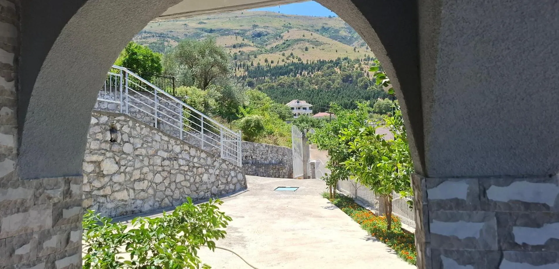 Hyka Stone House Shkoder Bed & Breakfast Albania